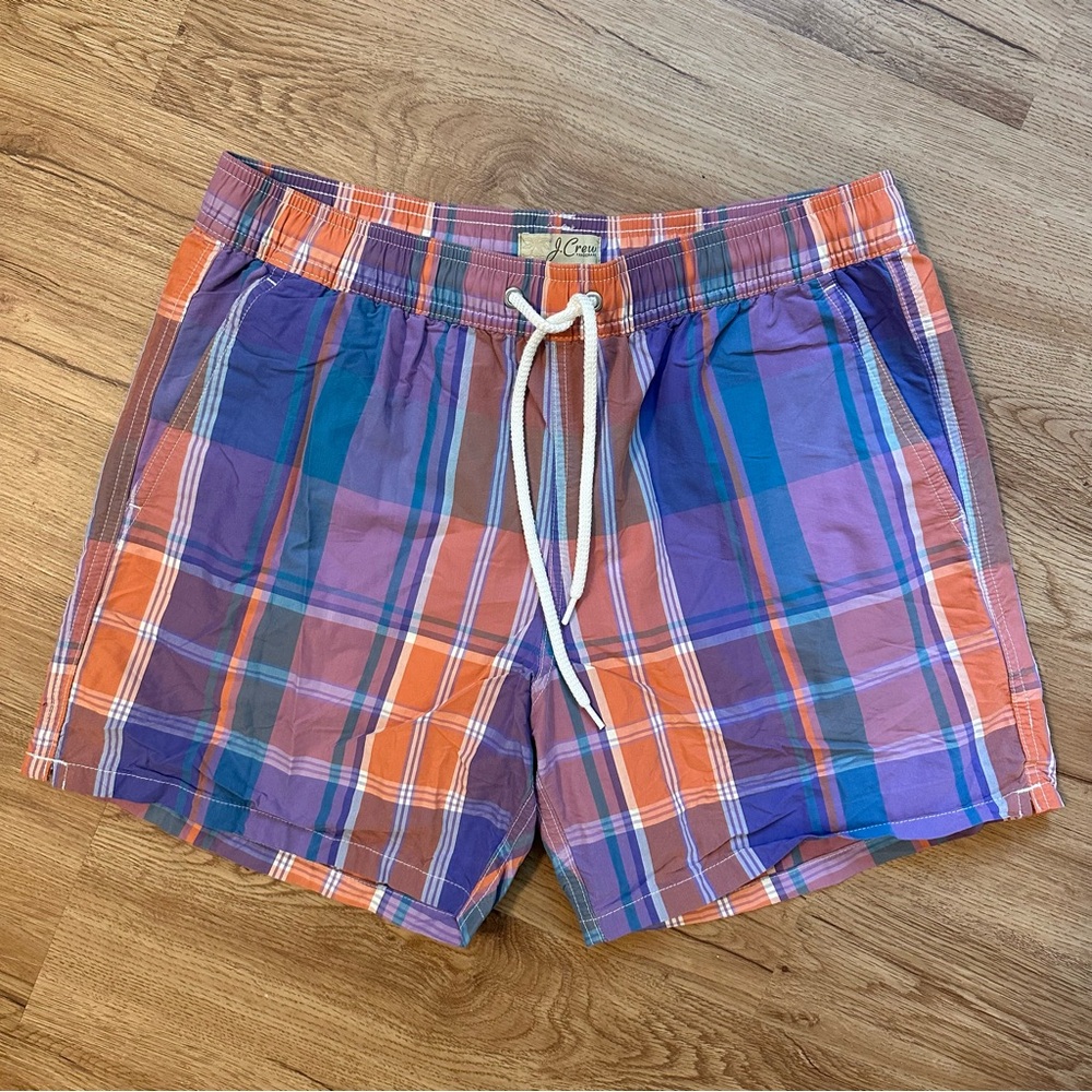 J. Crew 6" swim trunk in yarn-dyed plaid Size M